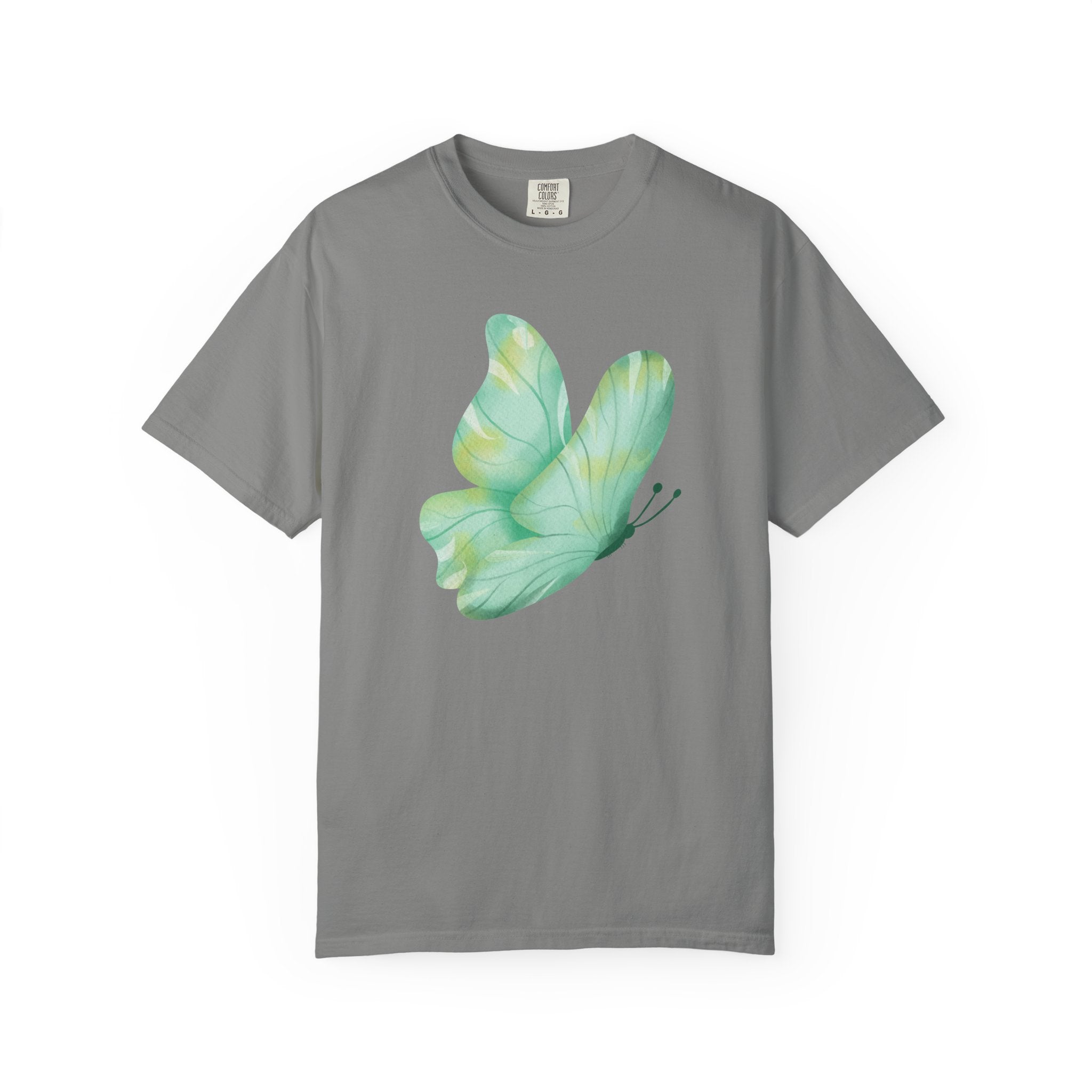 Camiseta Gráfica de Mariposa Acuarela Pastel | Comfort Colors® 1717 | Colección Exclusiva NUCCI™