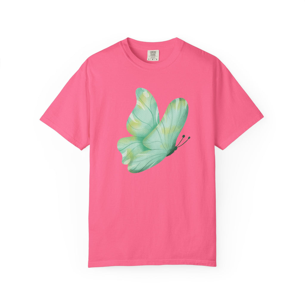 Camiseta Gráfica de Mariposa Acuarela Pastel | Comfort Colors® 1717 | Colección Exclusiva NUCCI™