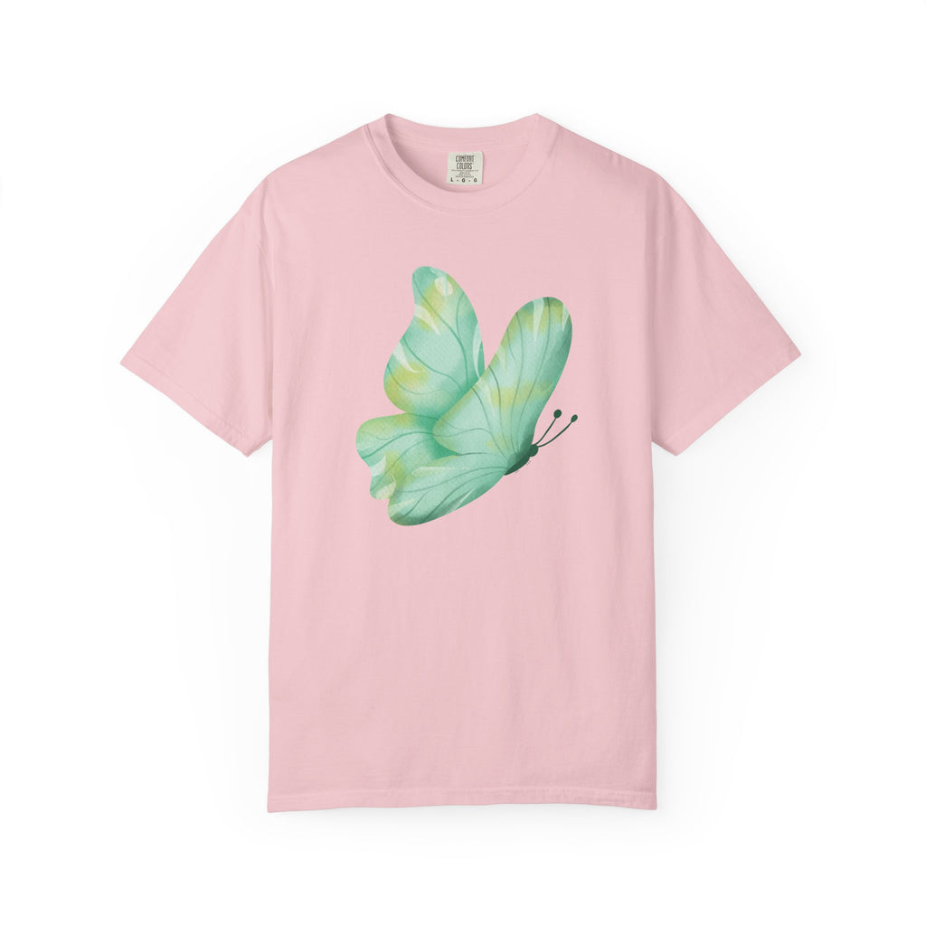 Camiseta Gráfica de Mariposa Acuarela Pastel | Comfort Colors® 1717 | Colección Exclusiva NUCCI™