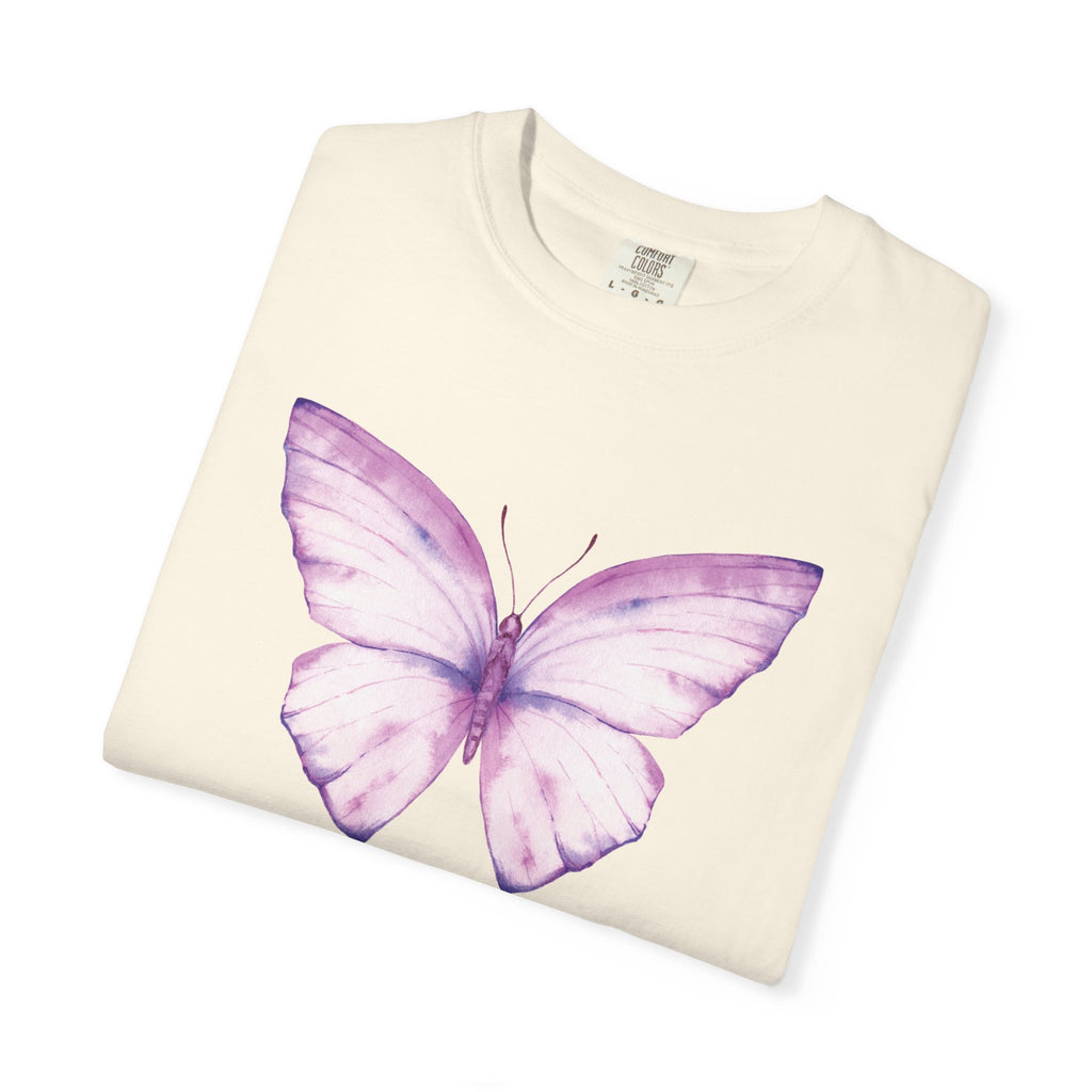 Camiseta con gráfico de mariposa en acuarela pastel | Comfort Colors® 1717 | Colección exclusiva NUCCI™