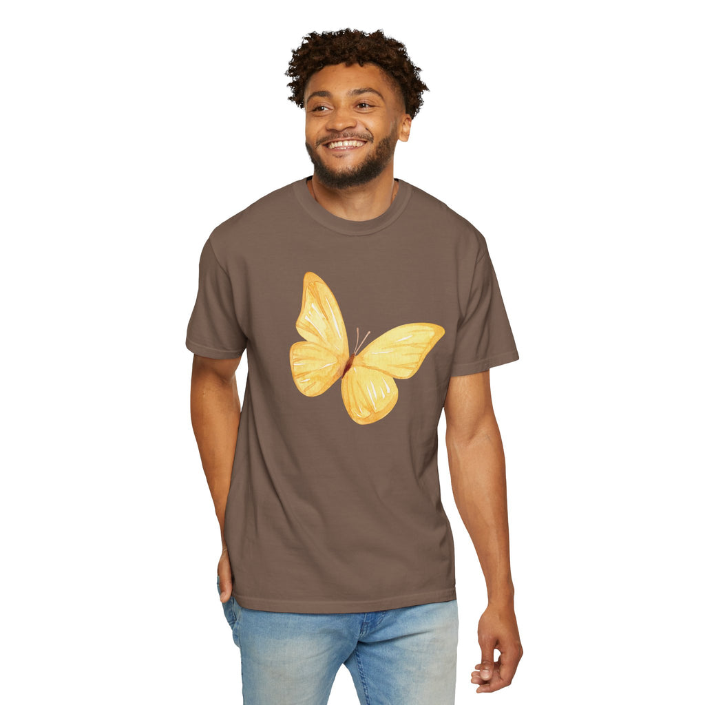 Playera con Gráfico de Mariposa en Acuarela Pastel | Comfort Colors® 1717 | Colección Signature NUCCI™